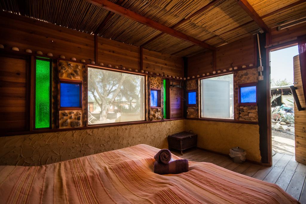 Shkedi'S Camplodge Neot HaKikar Oda fotoğraf